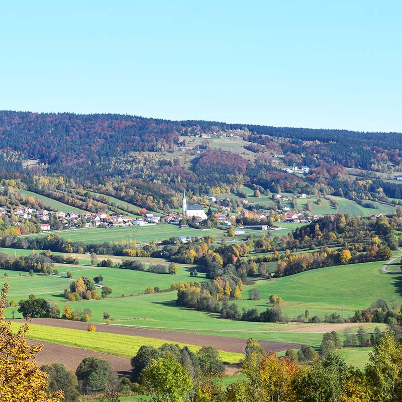 Blick in die Gemeinde Grainet im Bayerischen Wald